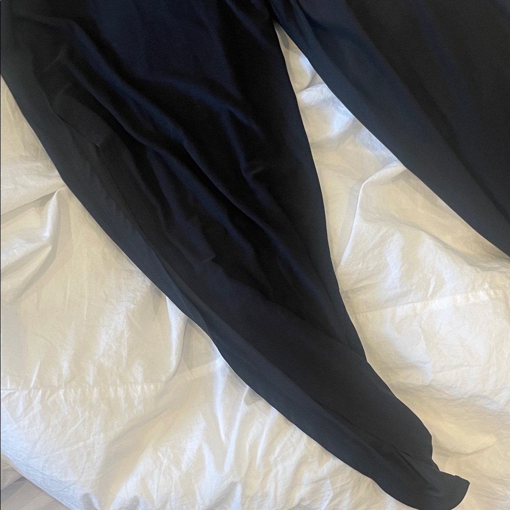 Elegant Black Jumpsuit - Picture 4 of 7